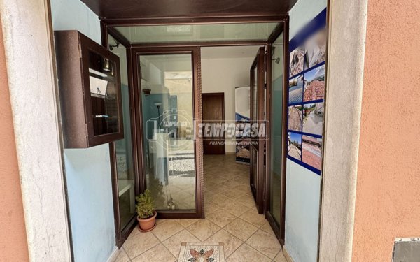 locale commerciale in vendita a Caiazzo
