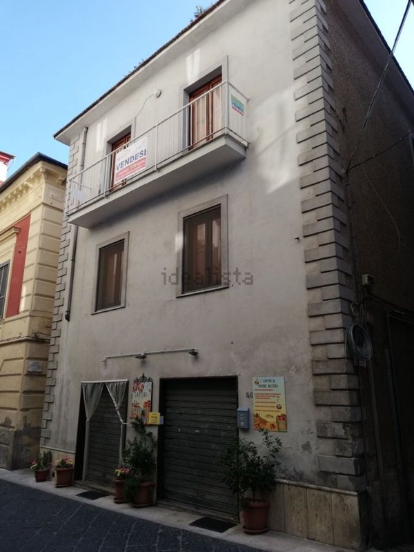 casa indipendente in vendita a Caiazzo