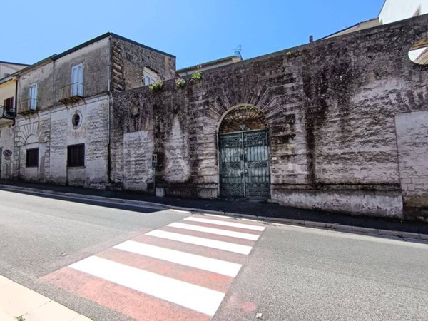 casa indipendente in vendita a Caiazzo