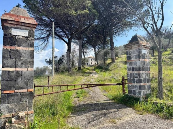 casa indipendente in vendita a Caiazzo