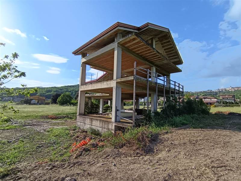 casa indipendente in vendita a Caiazzo in zona Cesarano