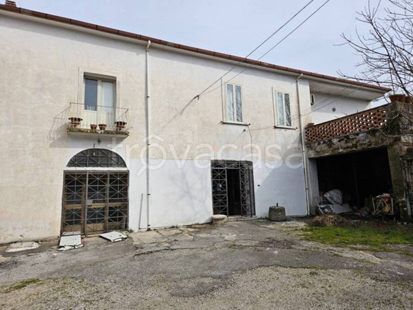 appartamento in vendita a Calvi Risorta