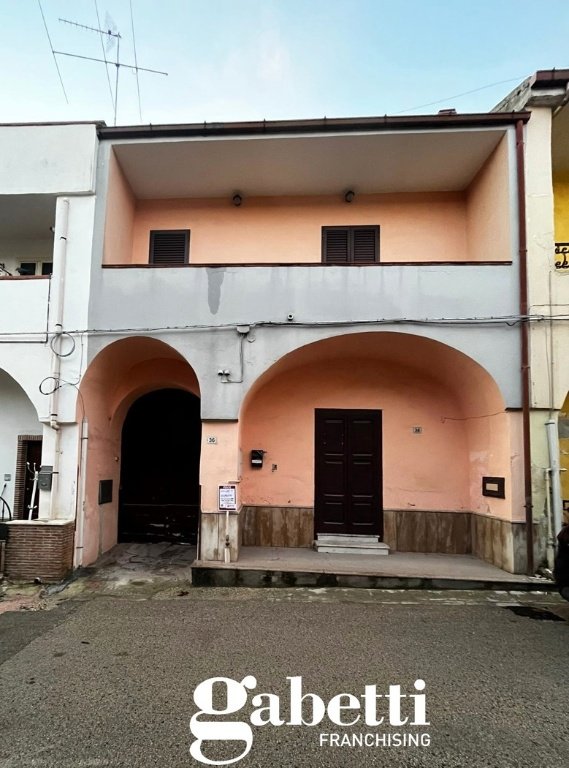 casa indipendente in vendita a Calvi Risorta