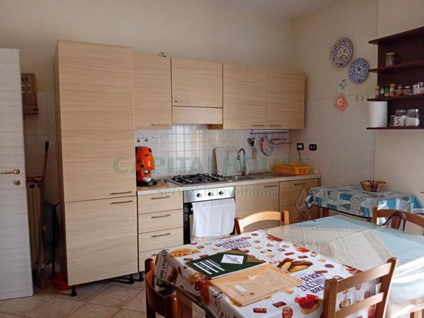 appartamento in vendita a Calvi Risorta in zona Visciano