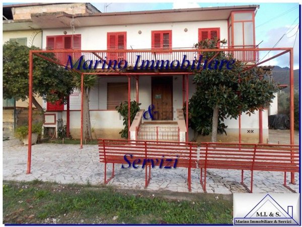 appartamento in vendita a Calvi Risorta