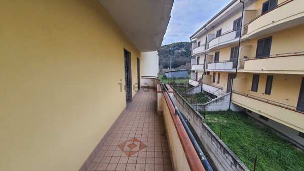 appartamento in vendita a Calvi Risorta in zona Zuni