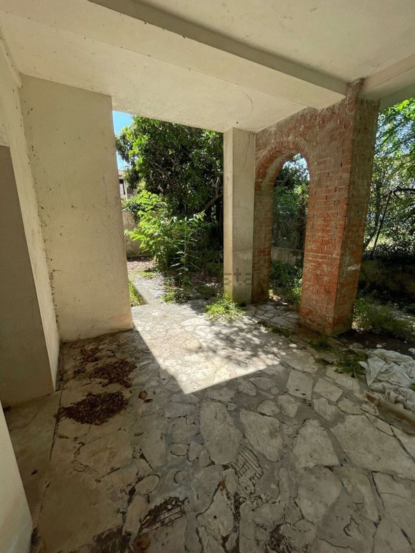 appartamento in vendita a Calvi Risorta