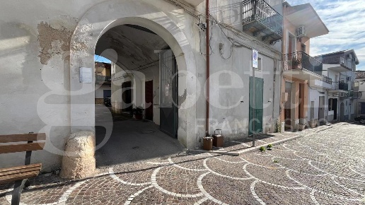 casa semindipendente in vendita a Calvi Risorta