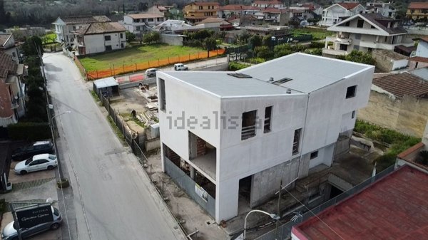 appartamento in vendita a Calvi Risorta in zona Visciano