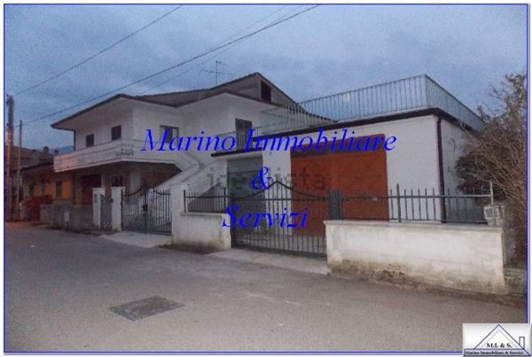 appartamento in vendita a Calvi Risorta in zona Visciano
