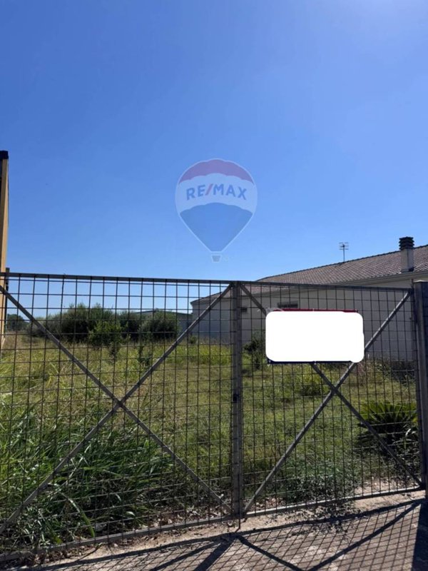 terreno edificabile in vendita a Camigliano