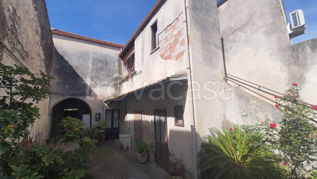 casa indipendente in vendita a Camigliano