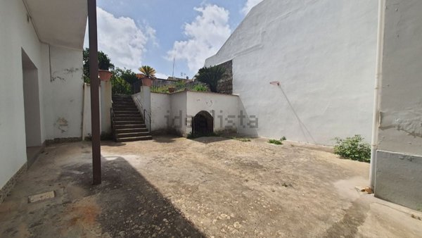 casa indipendente in vendita a Camigliano