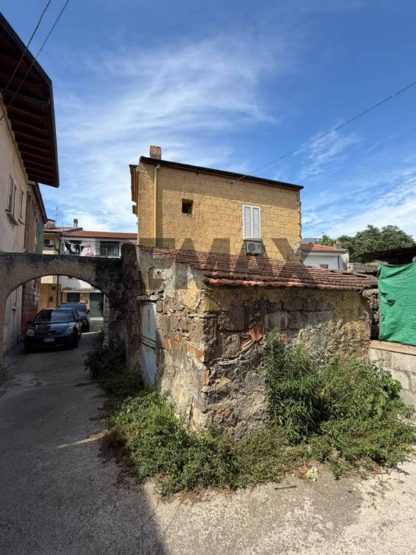 casa indipendente in vendita a Camigliano