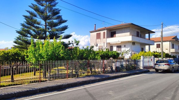 casa indipendente in vendita a Cancello ed Arnone