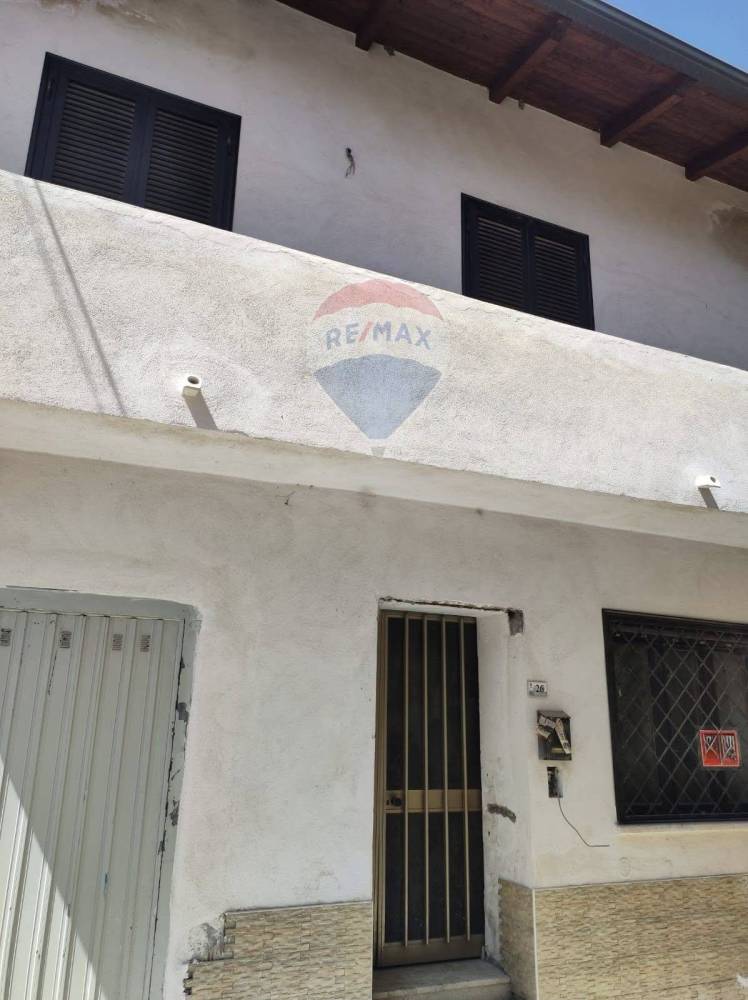 casa indipendente in vendita a Cancello ed Arnone