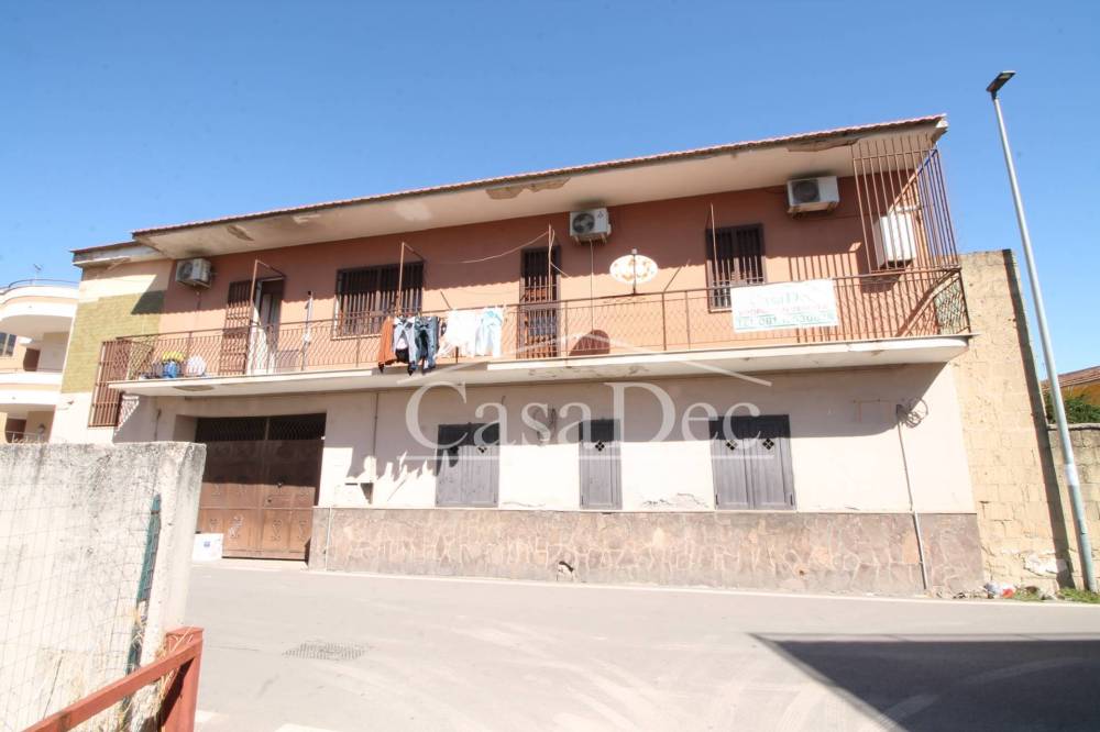 casa indipendente in vendita a Cancello ed Arnone