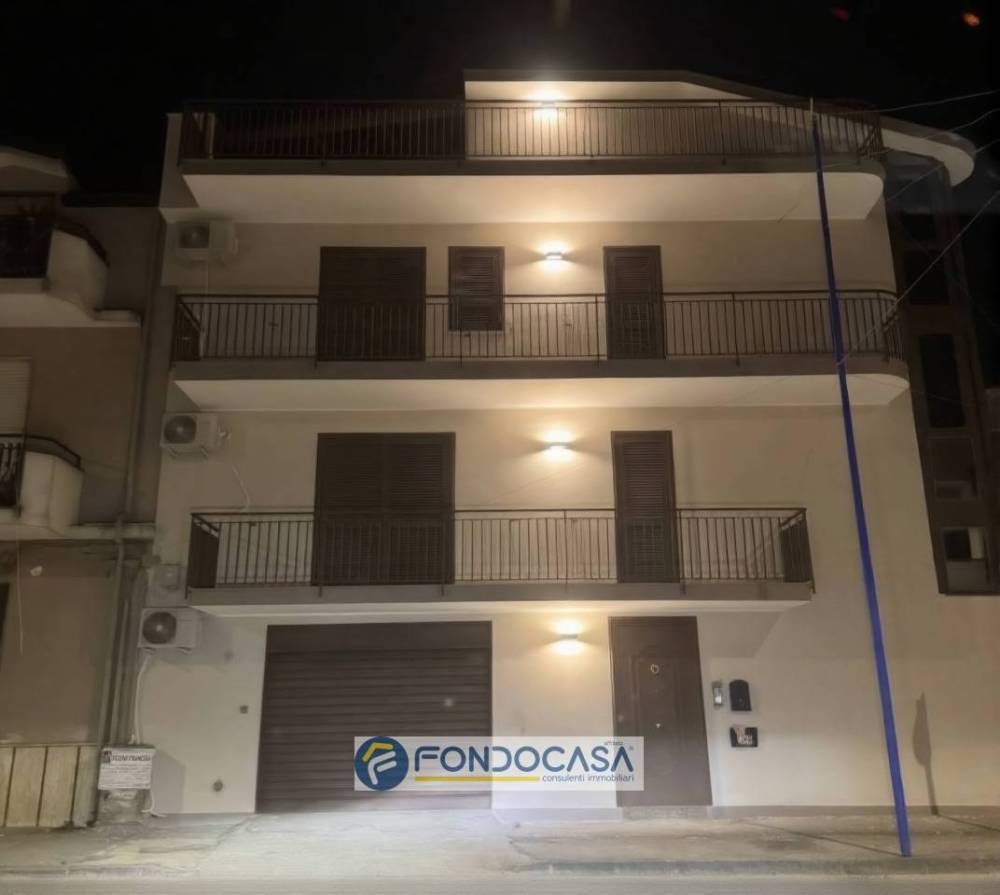 casa indipendente in vendita a Cancello ed Arnone