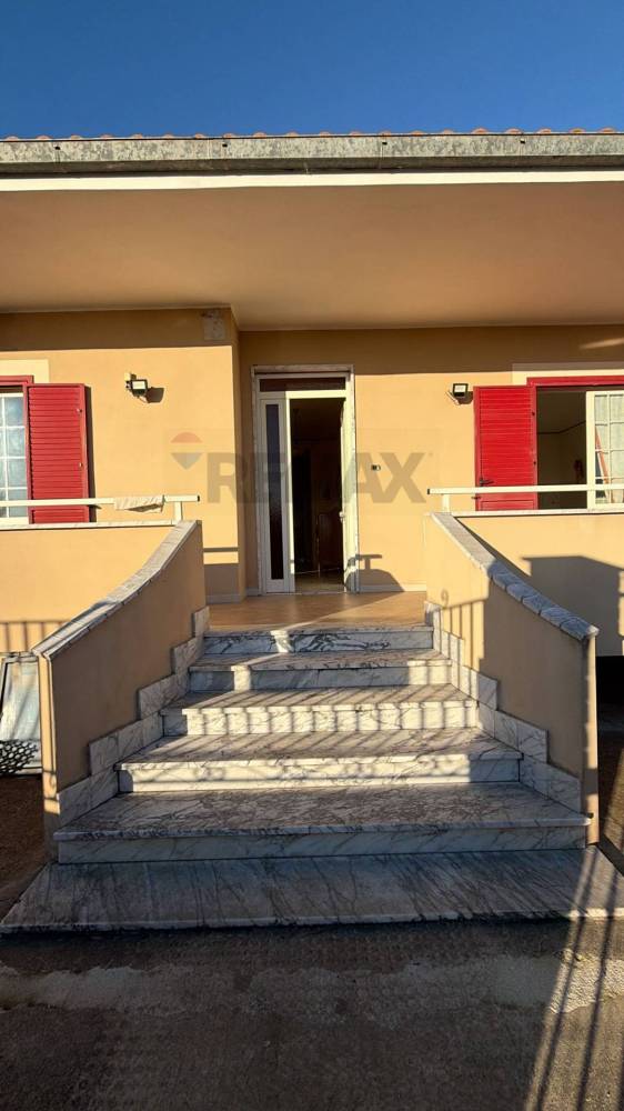 casa indipendente in vendita a Cancello ed Arnone