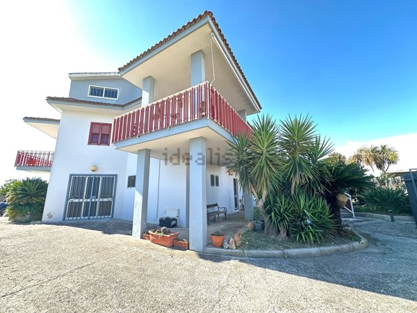 casa indipendente in vendita a Cancello ed Arnone