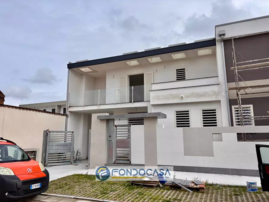 casa indipendente in vendita a Cancello ed Arnone