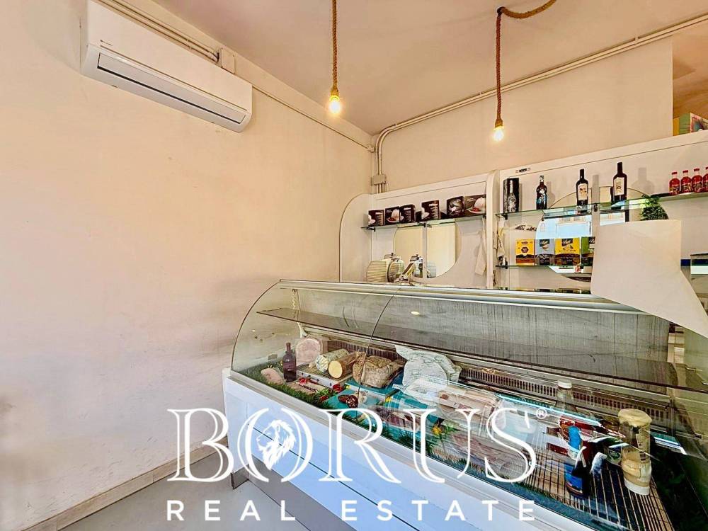 negozio in vendita a Cancello ed Arnone