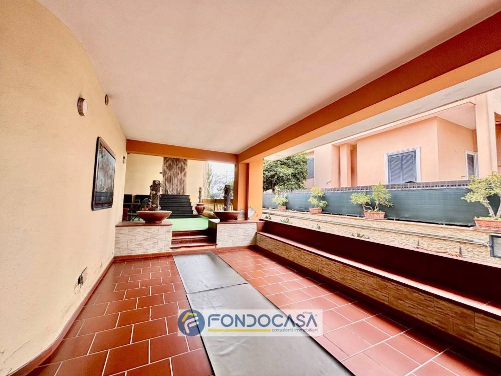 casa indipendente in vendita a Cancello ed Arnone