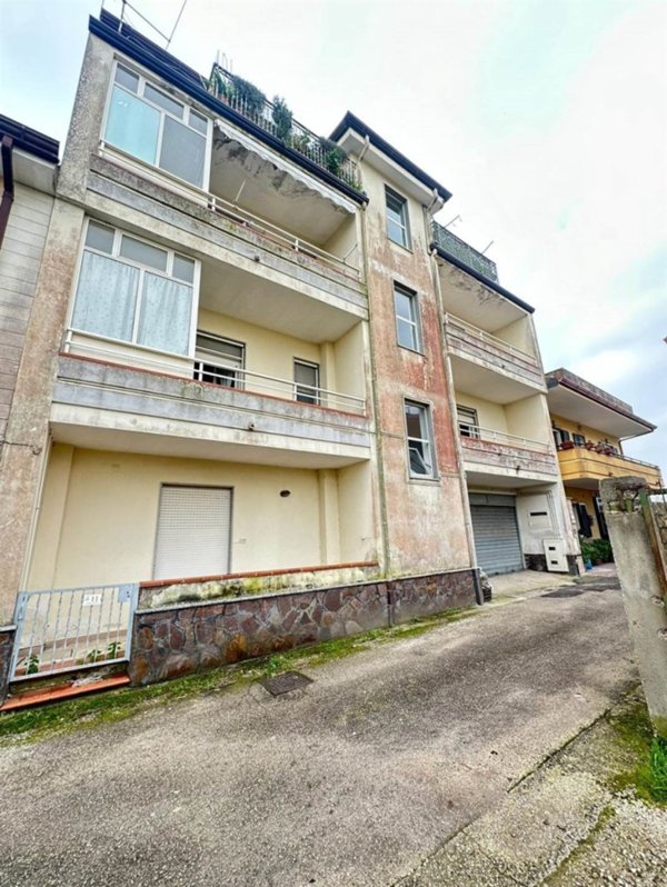 appartamento in vendita a Cancello ed Arnone