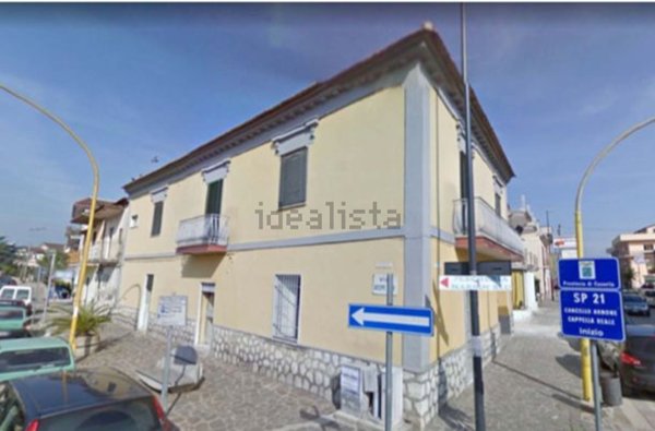 casa indipendente in vendita a Cancello ed Arnone