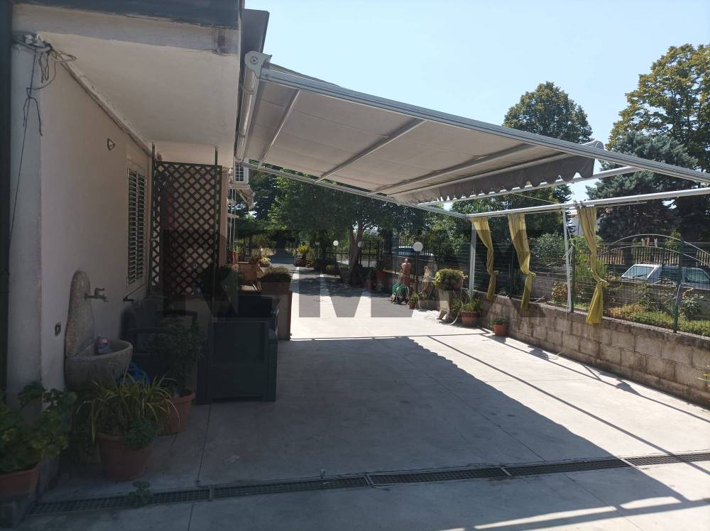 casa indipendente in vendita a Cancello ed Arnone
