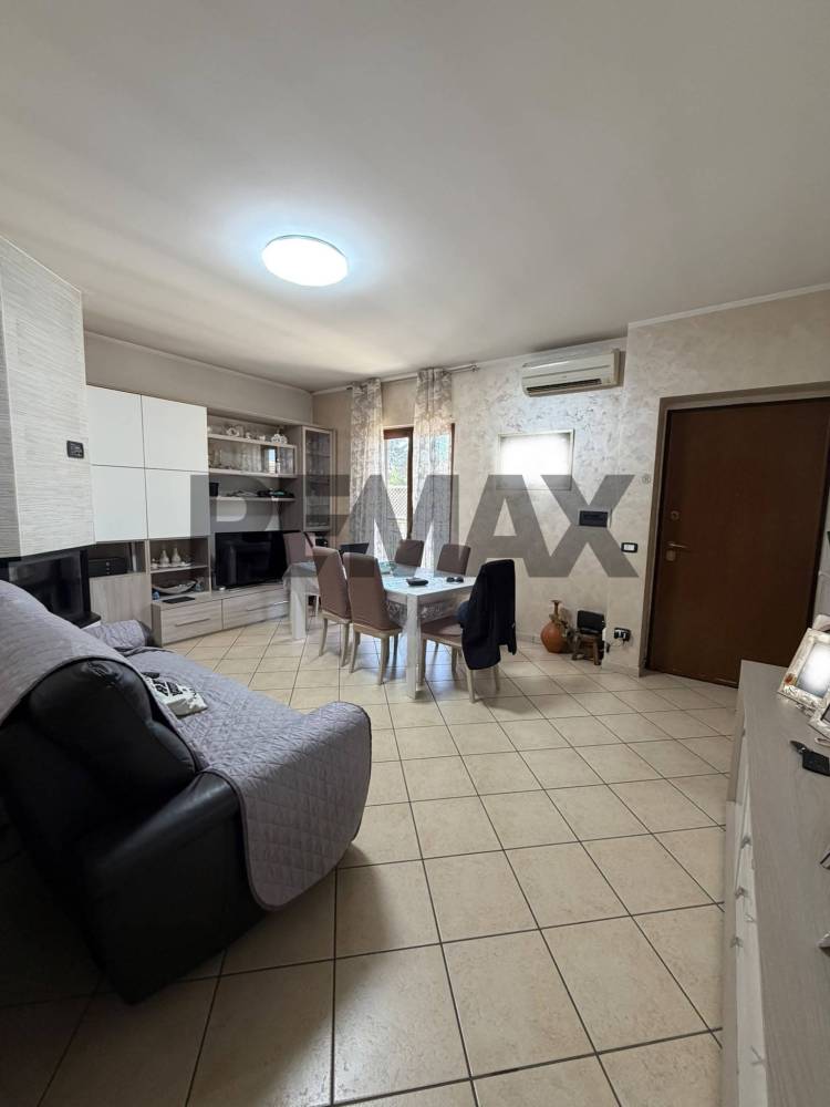 casa indipendente in vendita a Cancello ed Arnone