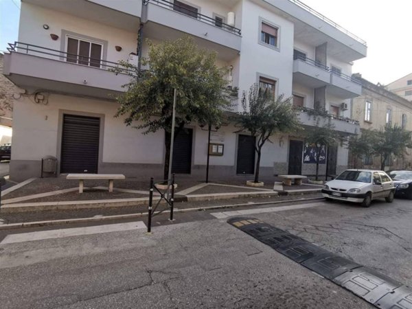 negozio in vendita a Capodrise