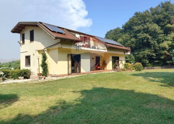 casa indipendente in vendita a Capodrise