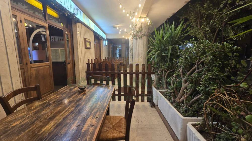 negozio in vendita a Capodrise