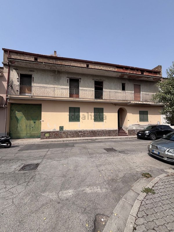 casa indipendente in vendita a Capodrise