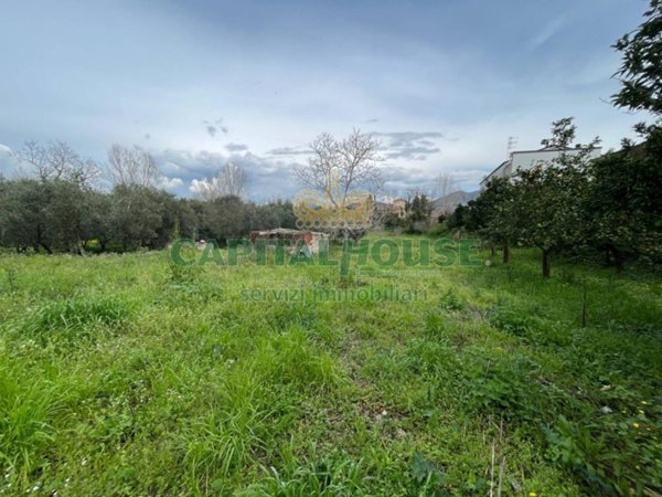 terreno edificabile in vendita a Capua