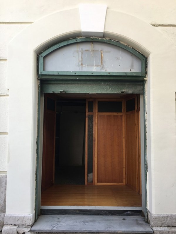 negozio in vendita a Capua