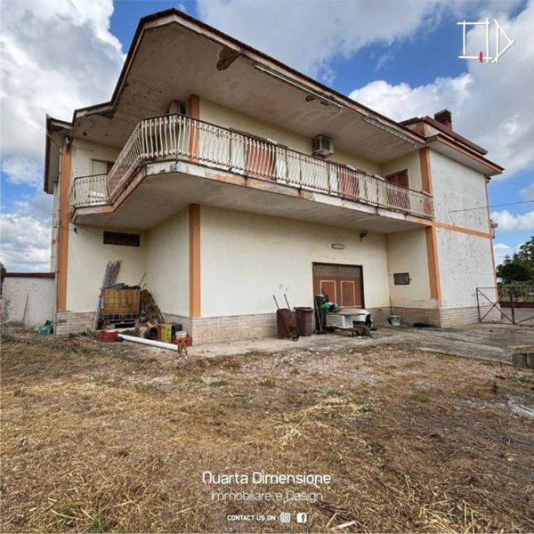 casa indipendente in vendita a Capua