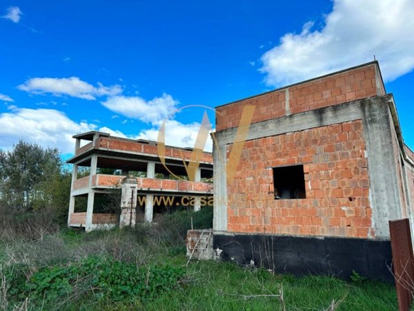 negozio in vendita a Capua in zona Sant'Angelo in Formis