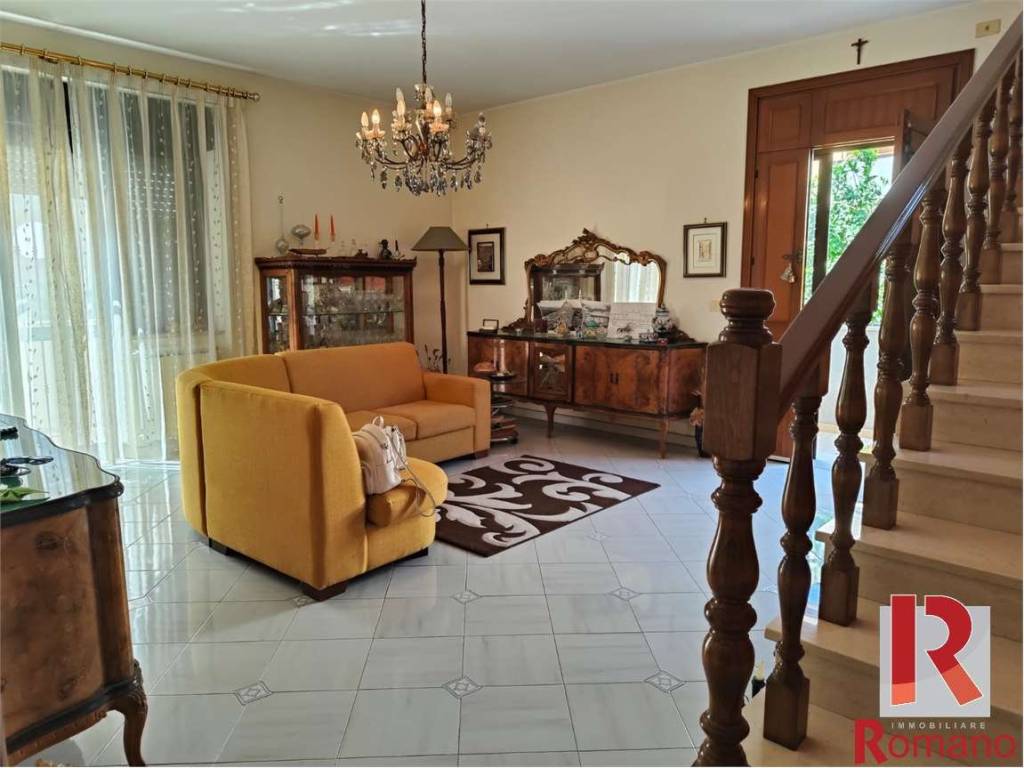 casa indipendente in vendita a Capua