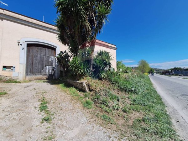 casa indipendente in vendita a Capua in zona Sant'Angelo in Formis