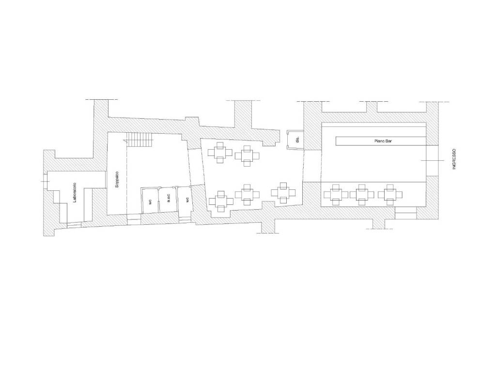 negozio in vendita a Capua