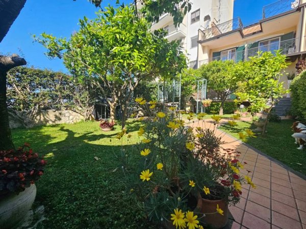 casa indipendente in vendita a Capua