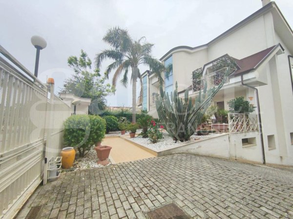 casa indipendente in vendita a Capua