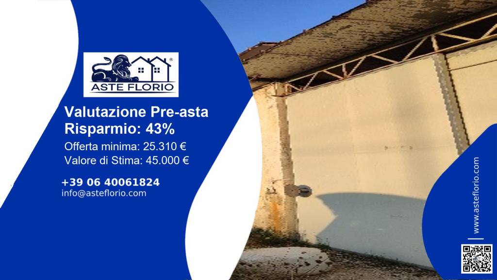 locale commerciale in vendita a Capua