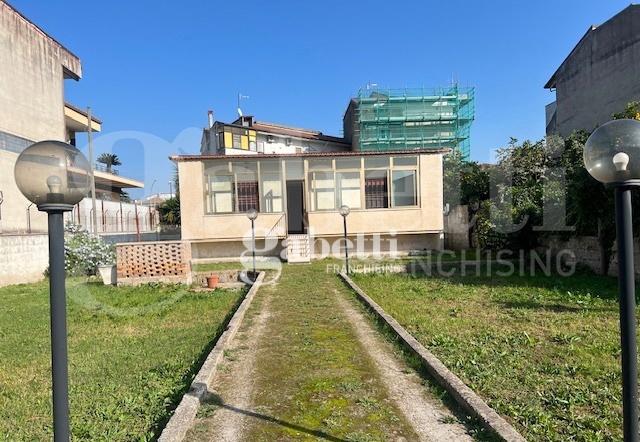 casa indipendente in vendita a Capua