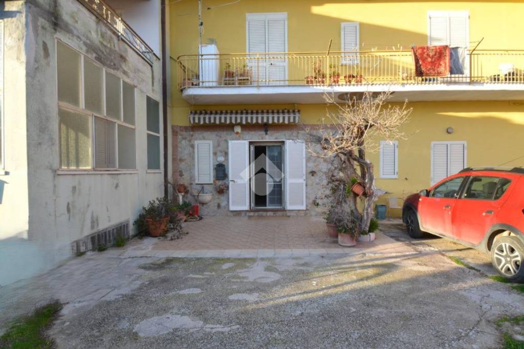 casa indipendente in vendita a Capua in zona Sant'Angelo in Formis