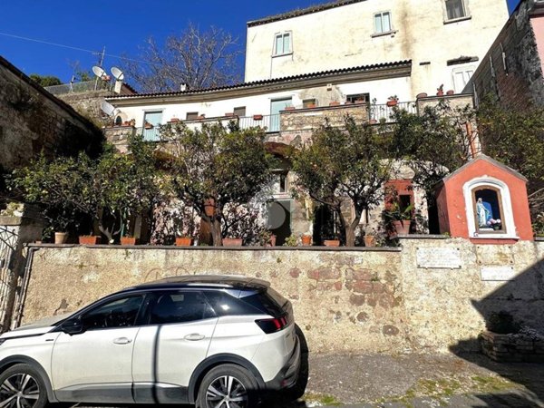 casa indipendente in vendita a Capua in zona Sant'Angelo in Formis