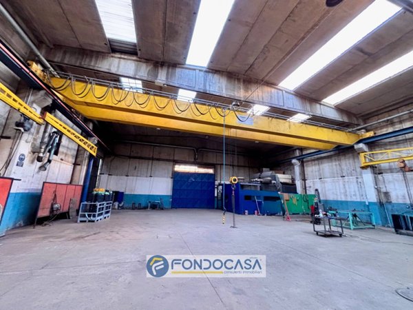 capannone in vendita a Capua