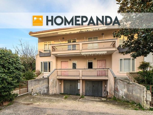 casa indipendente in vendita a Capua